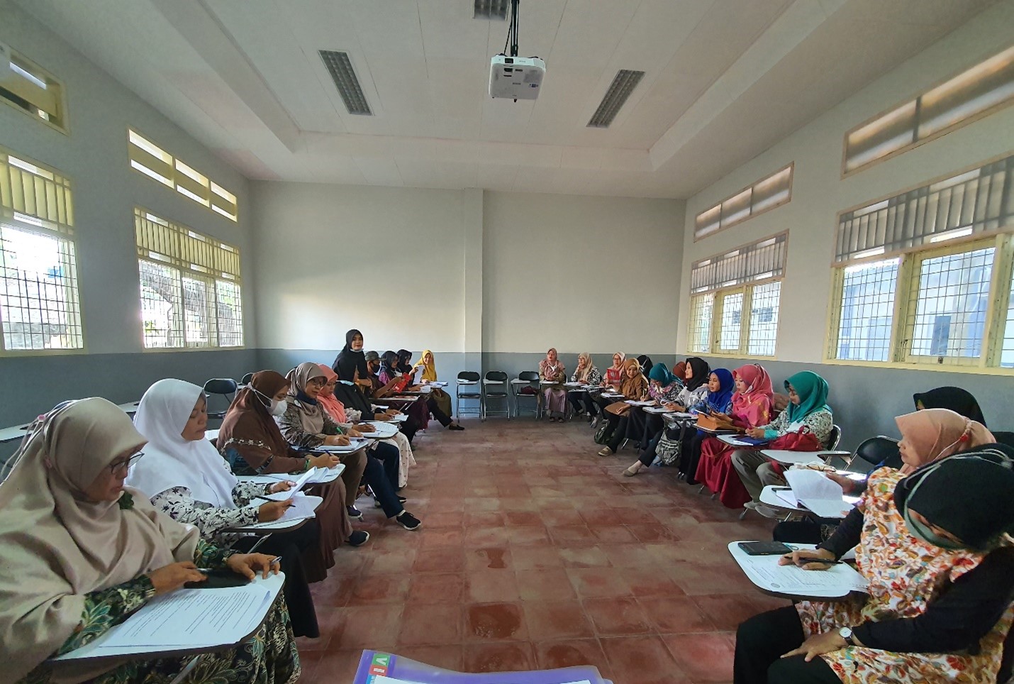 UNIBA Adakan Telaah Profil Lulusan dan Kurikulum PG PAUD Bersama Pengelola PAUD Serang dan Cilegon