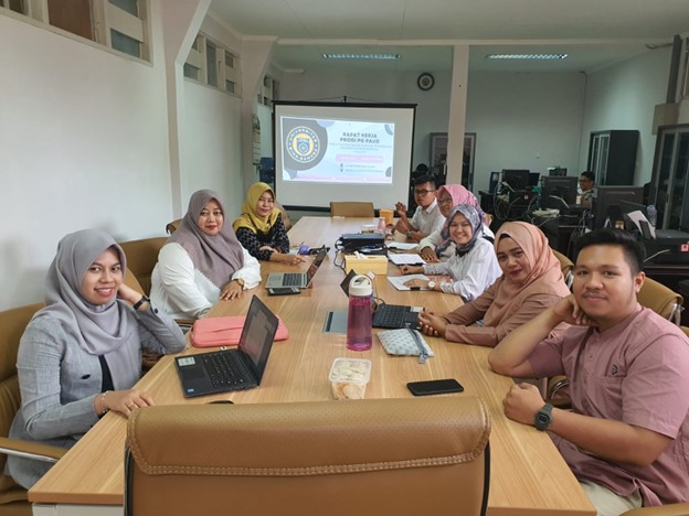 Rapat Kerja Prodi PG PAUD UNIBA: Siap Sambut Tahun Akademik 2022-2023 dengan Semangat Baru